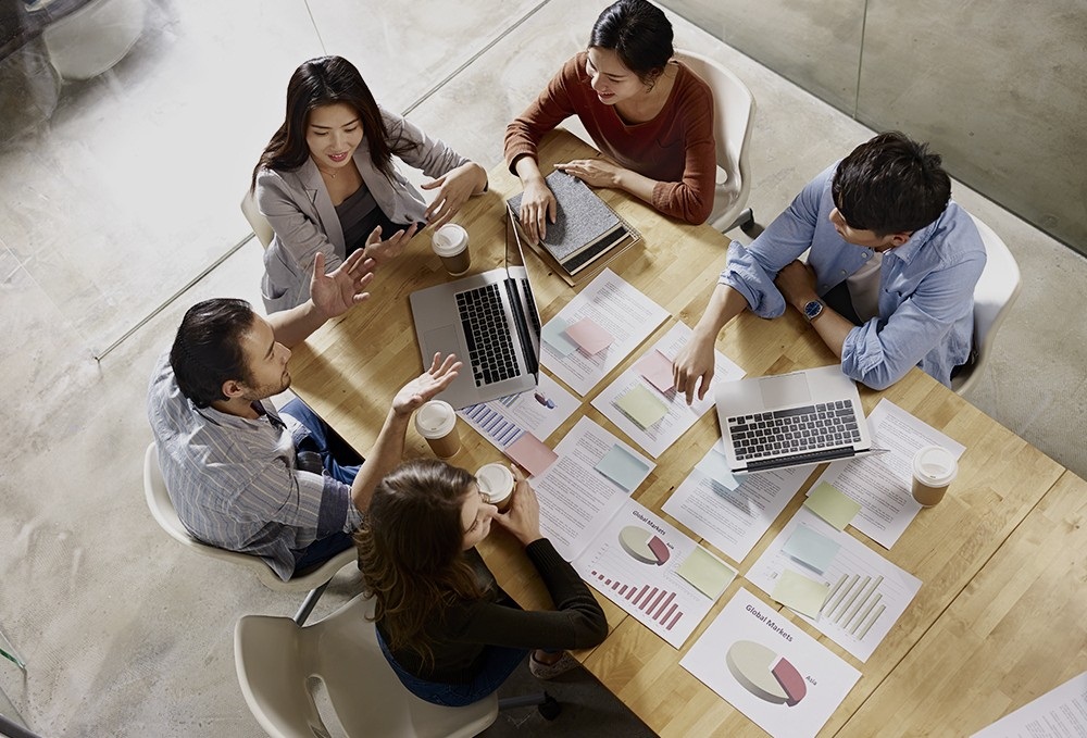 Menurut hasibuan (2007) pegawai adalah setiap orang yang bekerja dengan menjual tenaganya (fisik dan pikiran) kepada perusahaan dan … Pengertian Karyawan Menurut Para Ahli Dan Jenis Jenis Karyawan Di Perusahaan Ilmuips My Id Materi Belajar Gratis