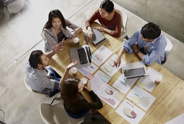 Menurut hasibuan (2007) pegawai adalah setiap orang yang bekerja dengan menjual tenaganya (fisik dan pikiran) kepada perusahaan dan … Pengertian Karyawan Menurut Para Ahli Dan Jenis Jenis Karyawan Di Perusahaan Ilmuips My Id Materi Belajar Gratis